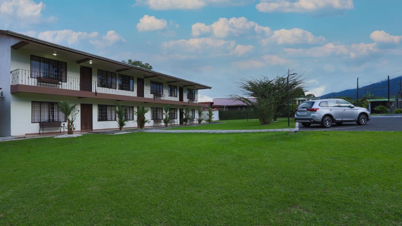 La Fortuna Condo'S Vista Al Volcan מראה חיצוני תמונה