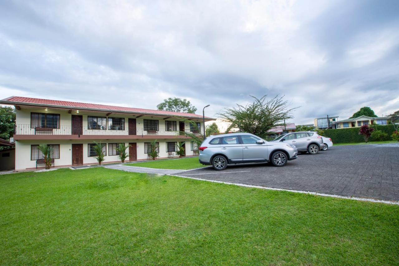 La Fortuna Condo'S Vista Al Volcan מראה חיצוני תמונה