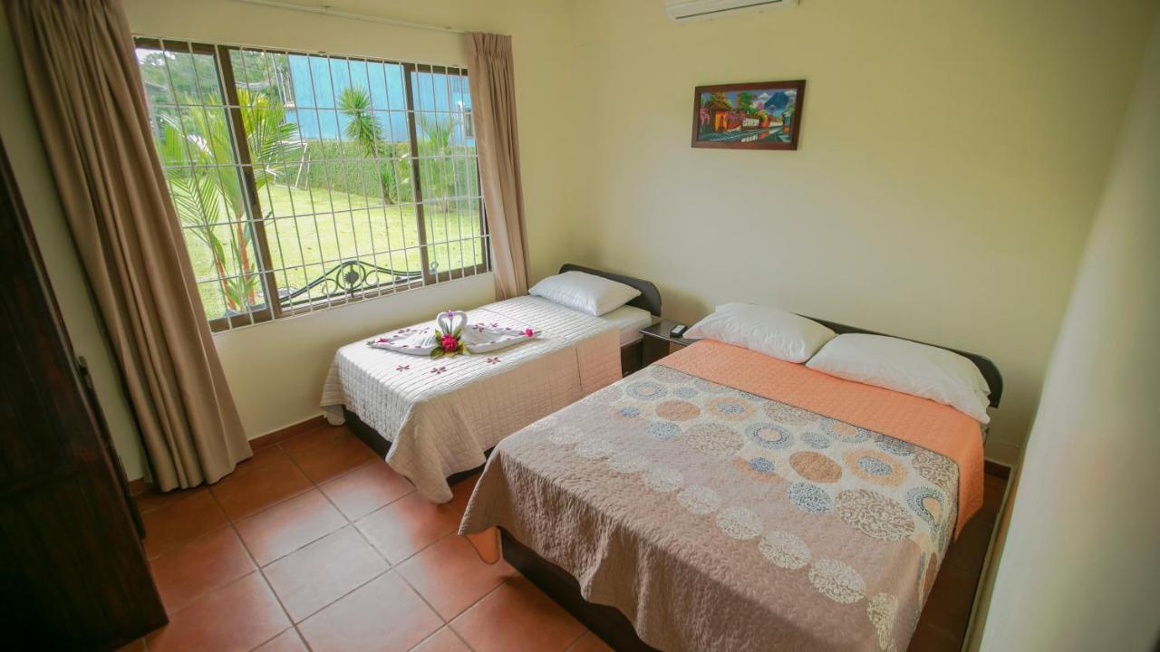 La Fortuna Condo'S Vista Al Volcan מראה חיצוני תמונה